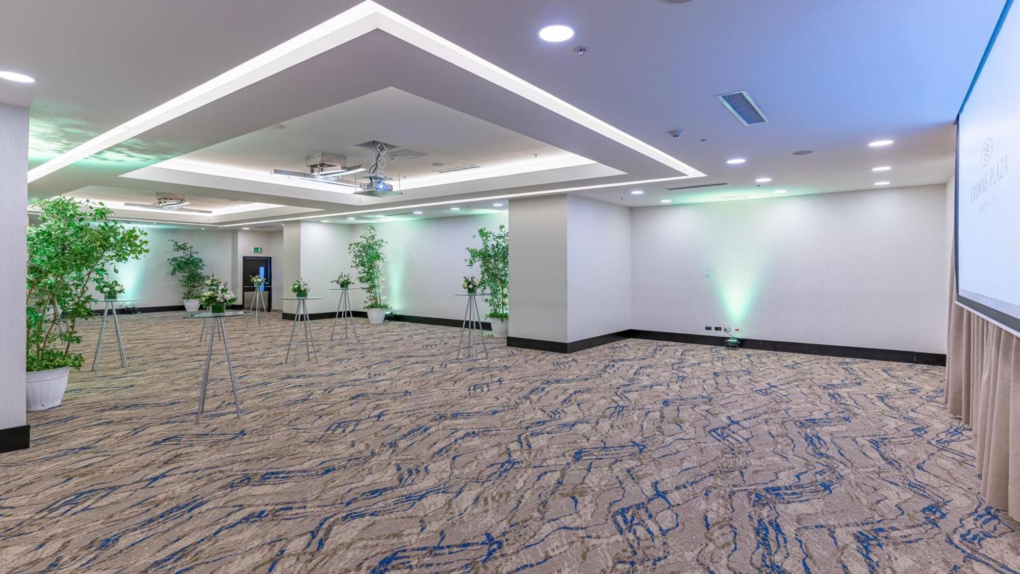 Crowne Plaza Santo Domingo By Ihg Hotel Exterior photo